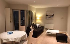 2 Bedroom Spacious And New City Centre Apartment