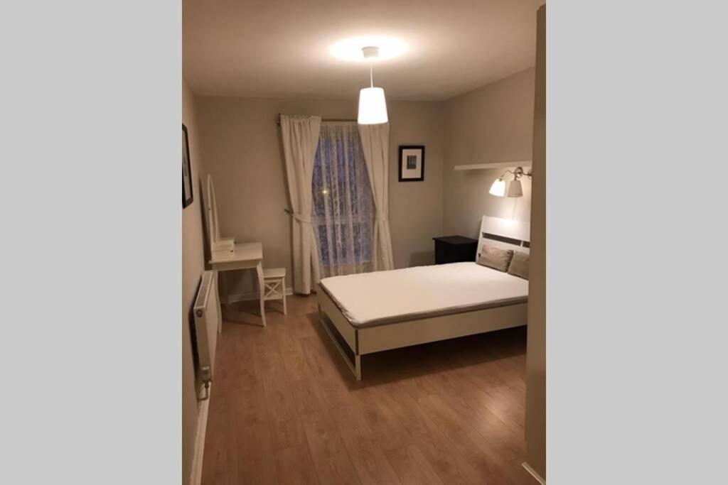 2 Bedroom Spacious And New City Centre Apartment Dublin Exterior photo
